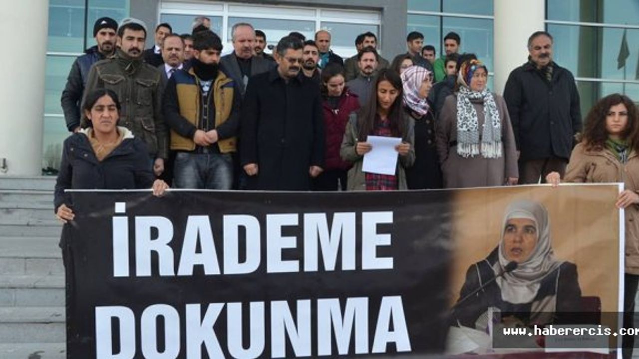 Erciş'te protestolar 13'üncü haftasında