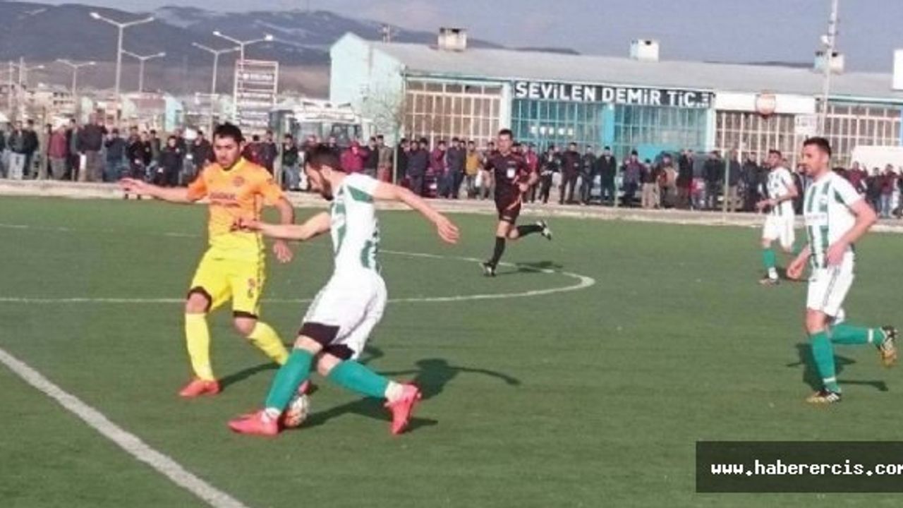 Erciş Belediyespor Play-Off'a galibiyetle başladı