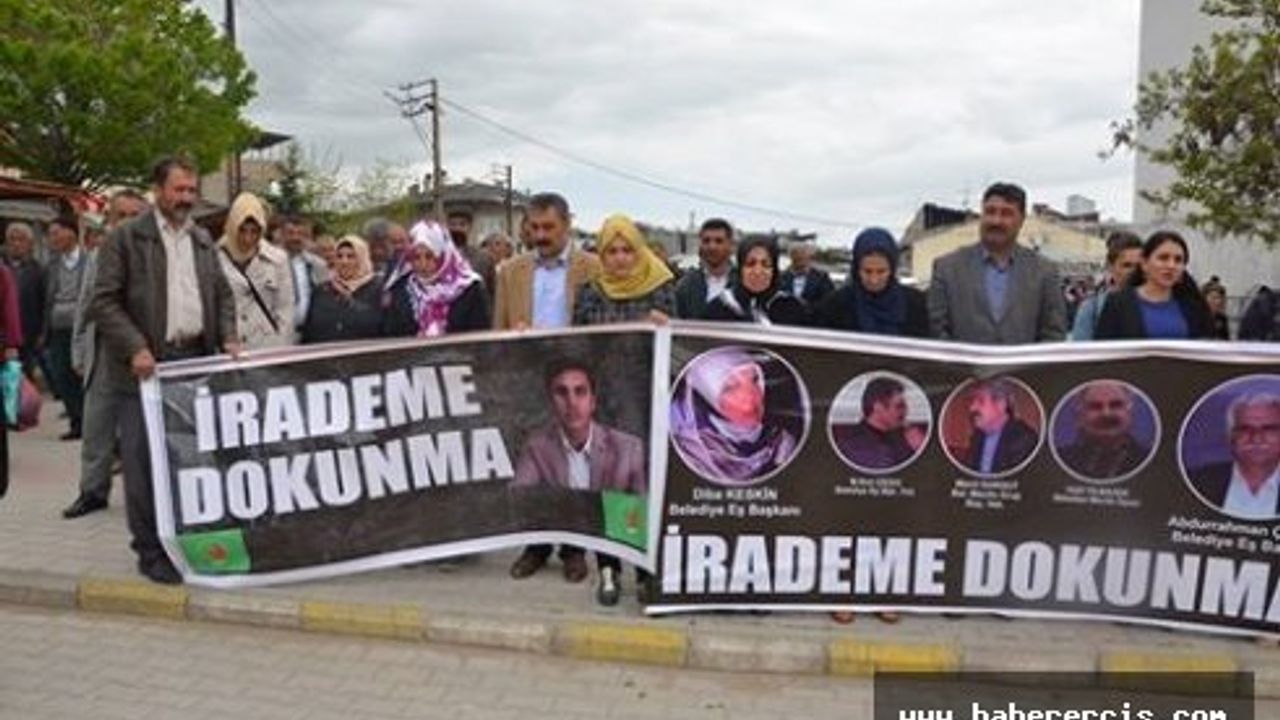 Erciş'te protestoların 31. haftasında Yüksek'in tutuklanması kınandı