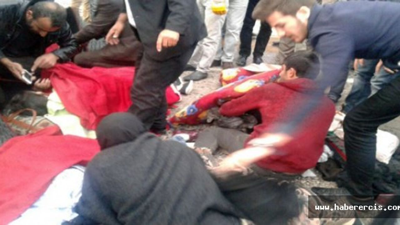 Gürpınar'da otobüs devrildi: 7 yaralı