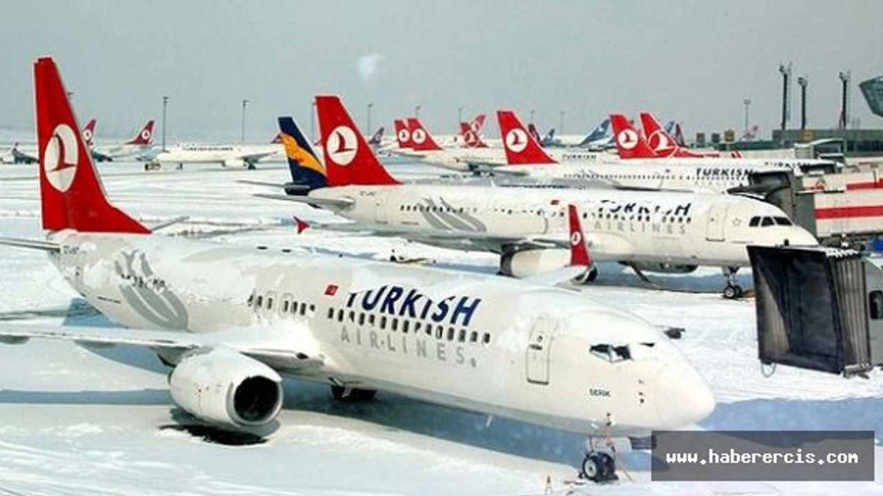 Van'da uçak seferleri iptal edildi