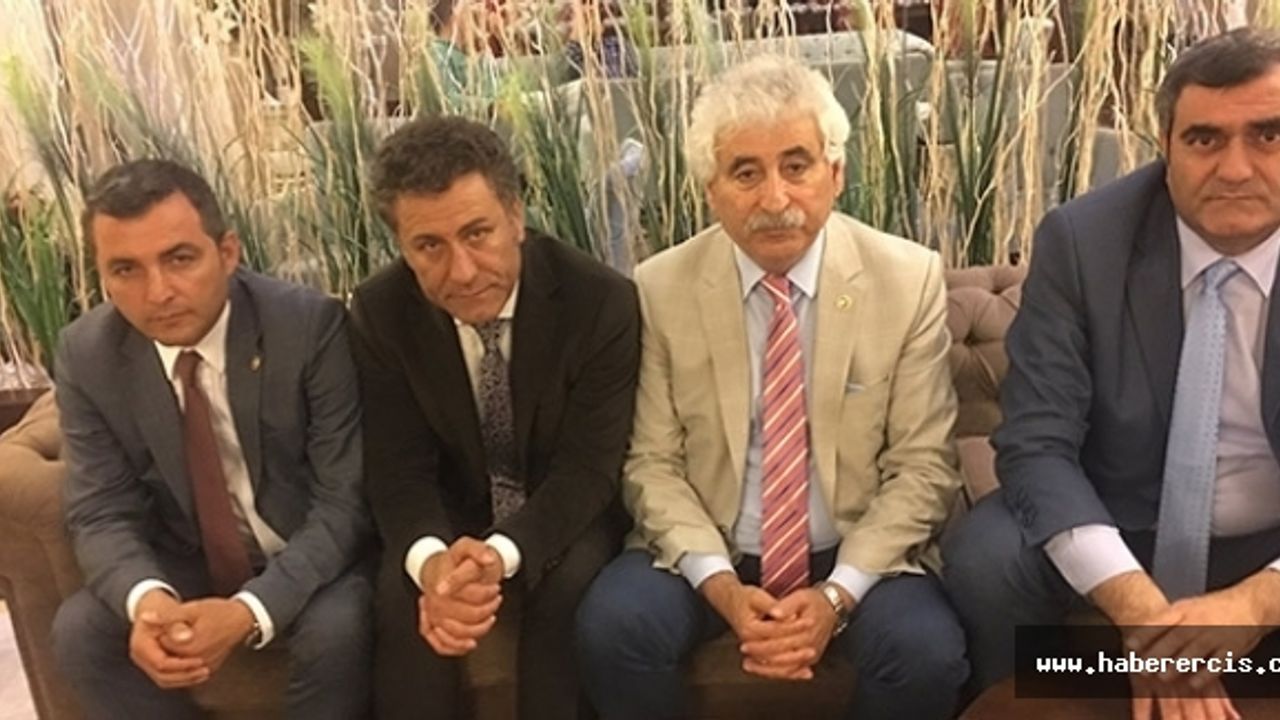 CHP’li 4 vekil Meclis'te açlık grevine başladı