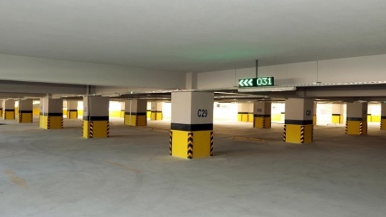 Van'da Çok Katlı Otopark Hizmete Giriyor