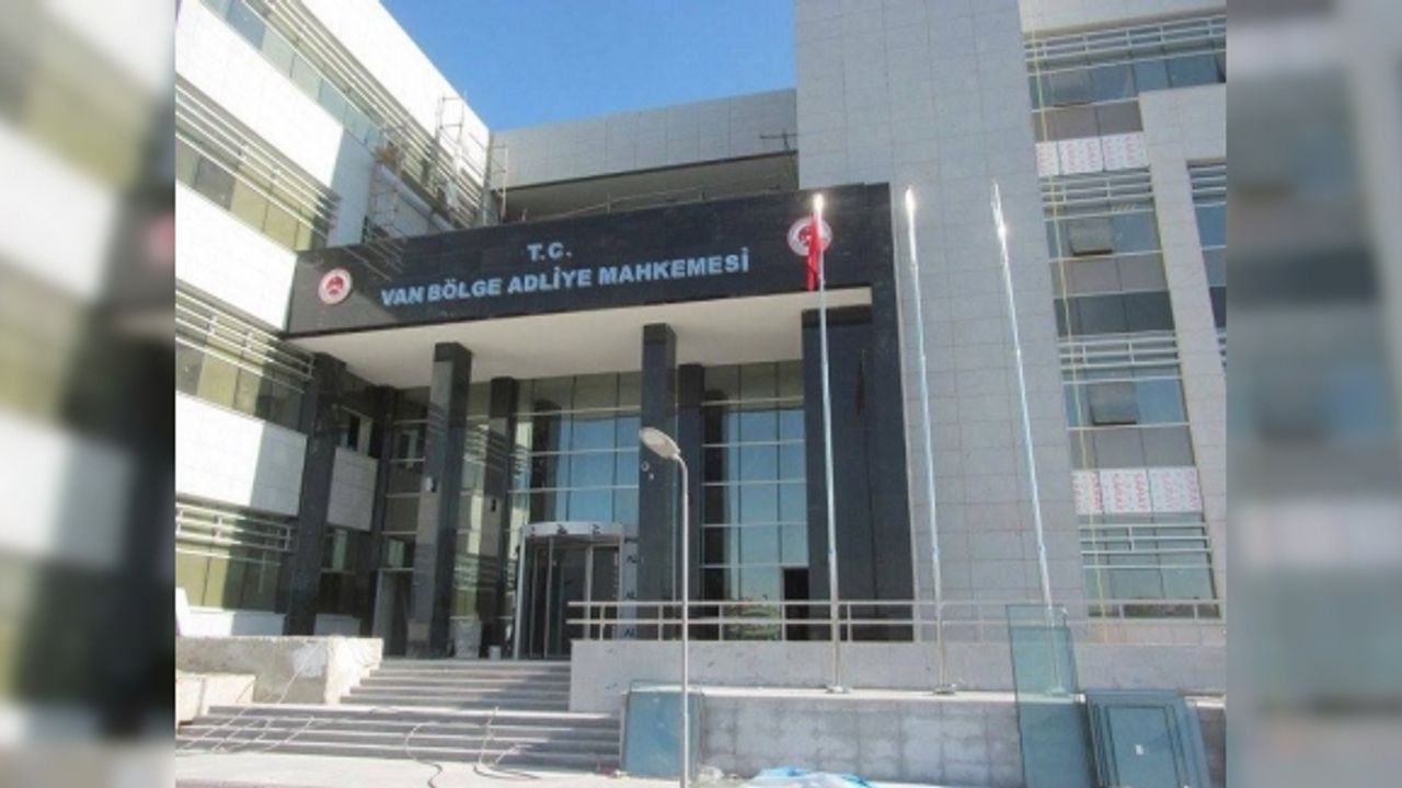 Van'da 6 siyasetçi tahliye edildi