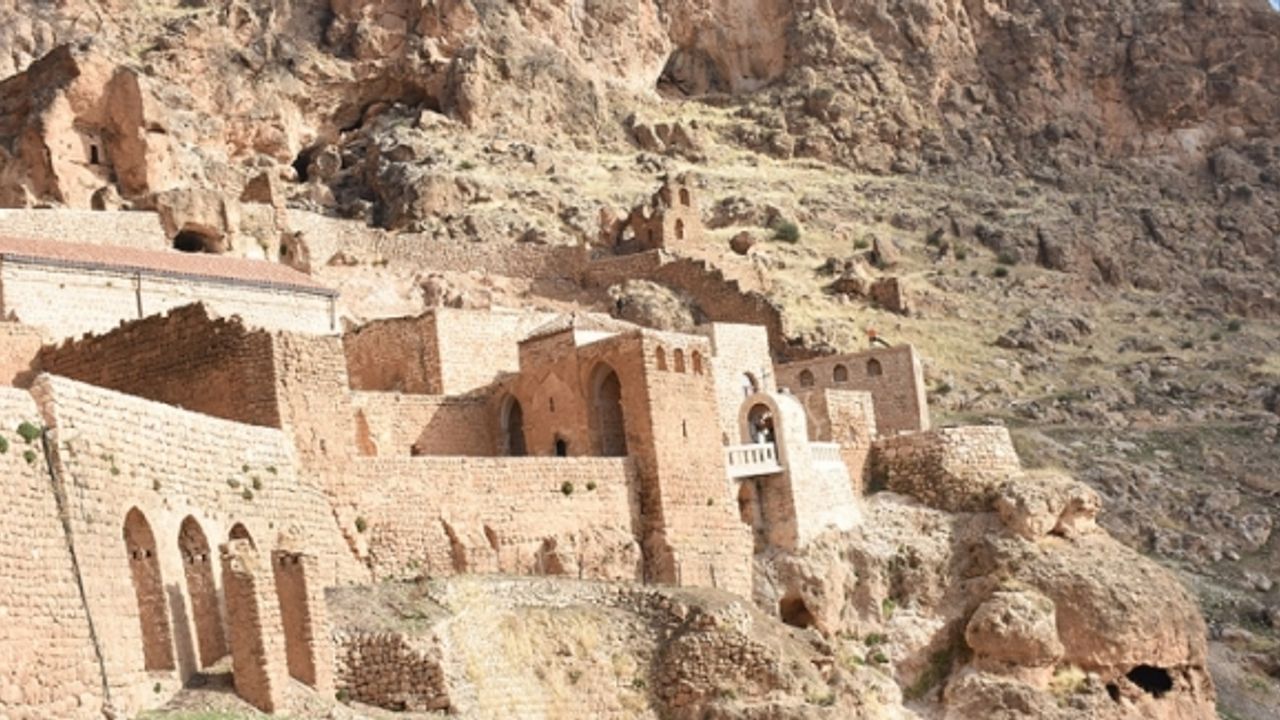 Mardin’in manastırı: Mor Evgin keşfedilmeyi bekliyor