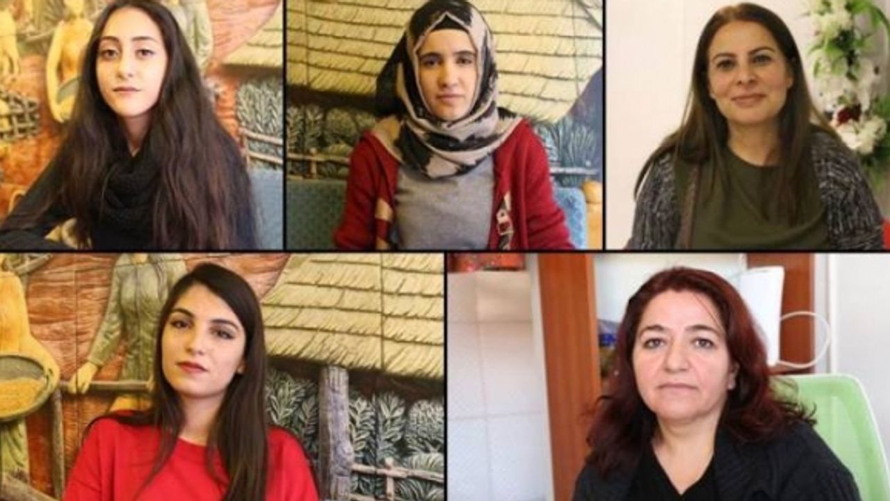 Vanlı kadınlardan 'Pembe otobüs' tepkisi: Size ne oluyor?