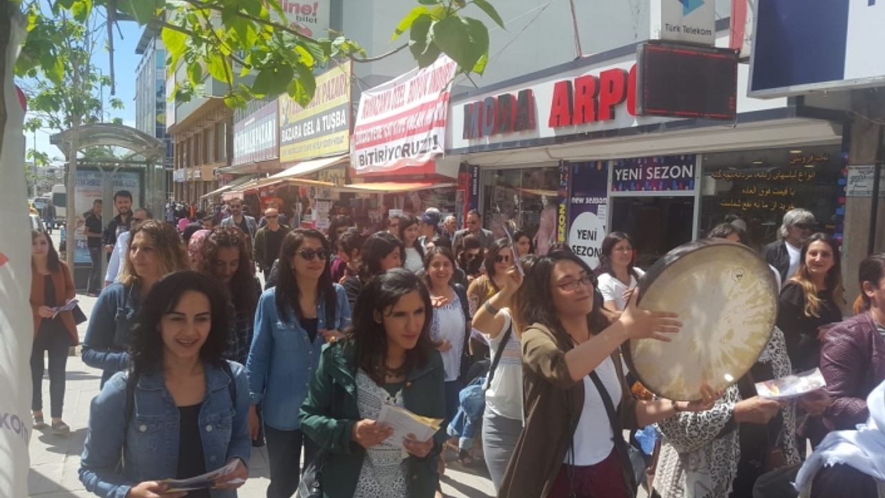 HDP'nin Seçim çalışmaları Van'da hızla sürüyor