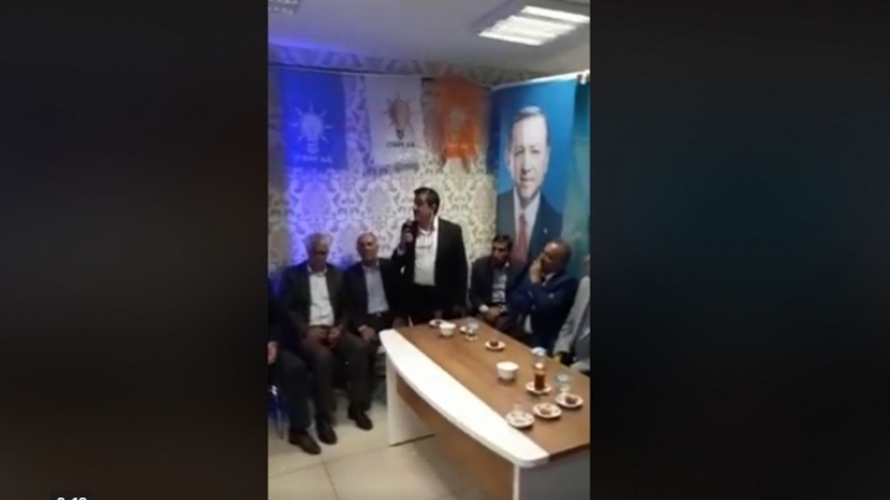 Van'da Erdoğan'ı Peygambere benzetti, AKP'li adaylar alkışladı