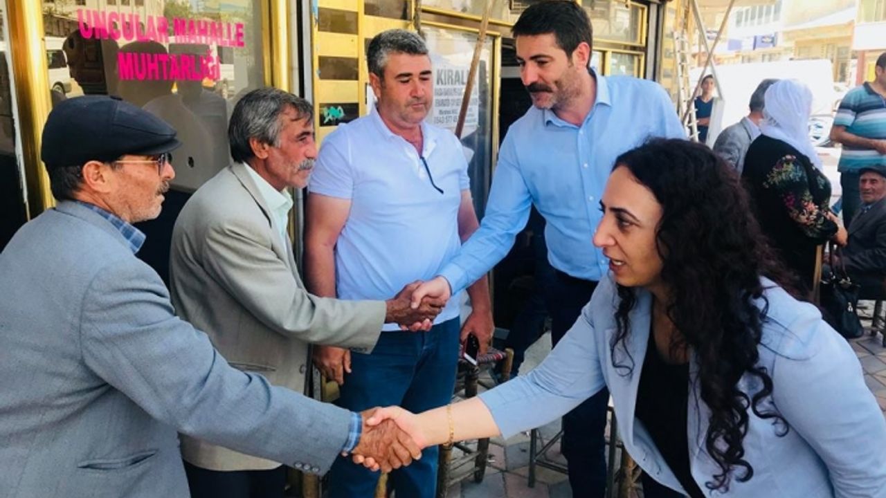 Erciş HDP'li Vekillerden Esnafa Teşekkür Ziyareti