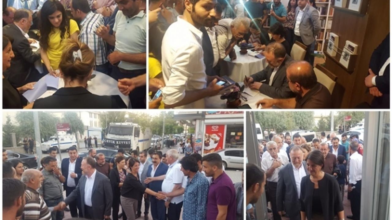 HDP Eş Genel Başkanları Buldan ve Temelli Van'da Baluken'in 'Üç Kırık Dal ' kitabının imzaladı