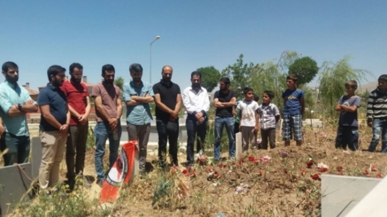 Suruç'ta katledilen Yunus Emre Şen Van'da anıldı