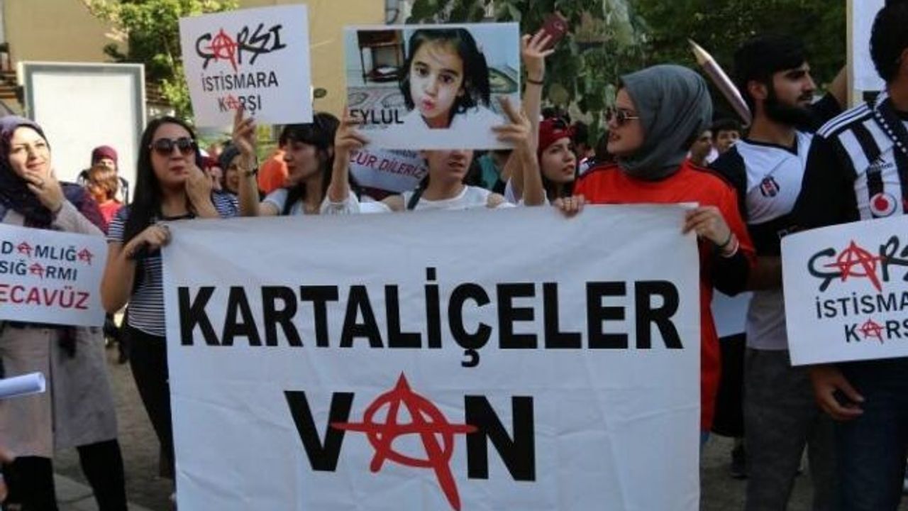 Van'da Taraftarlar katledilen Eylül ve Leyla için yürüdü