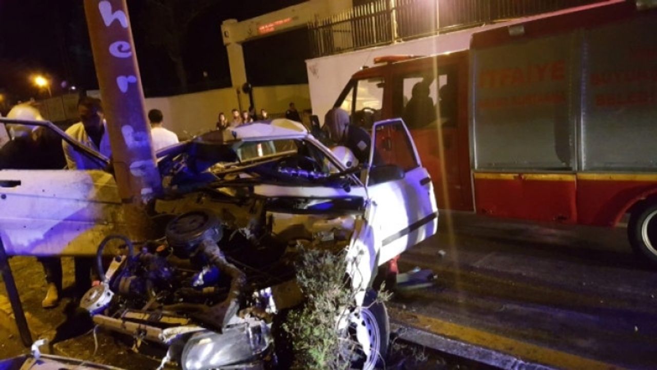 Van'da Akşam yaşanan Trafik Kazasında; 4 kişi Yaralandı