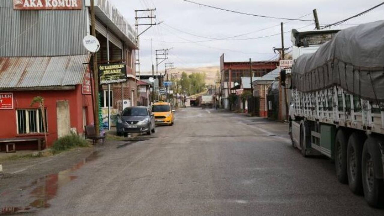 Van Kömürcüler sitesinde 62 esnaftan 34’ü kepenk kapattı