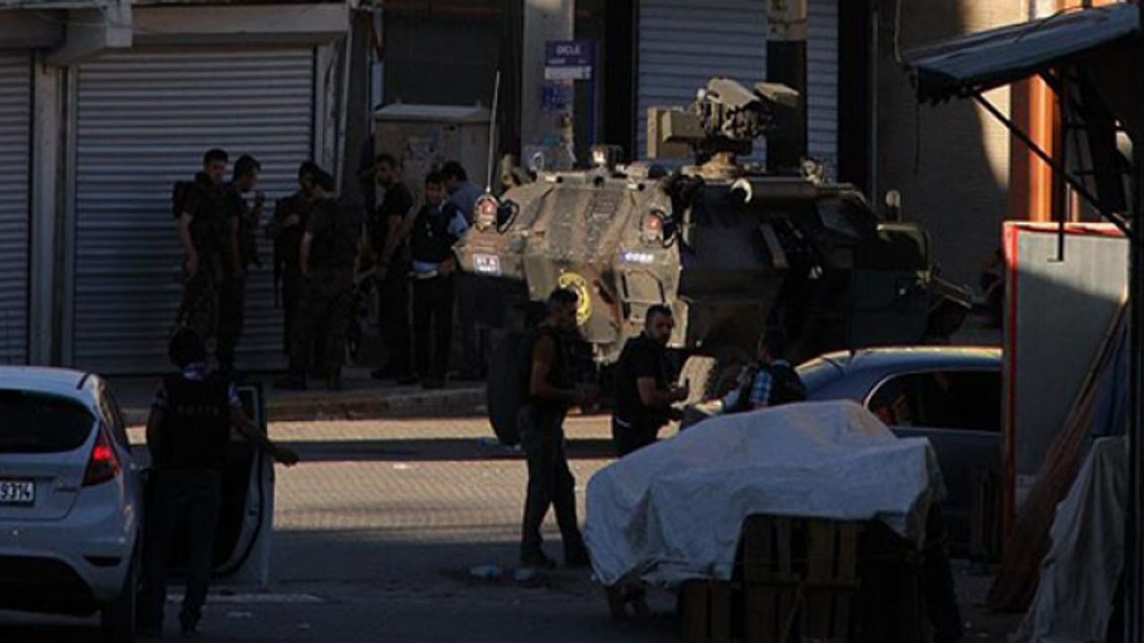 Van'da çok sayıda kişi gözaltına alındı