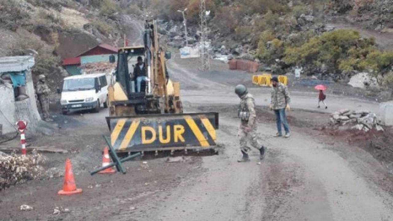 Polis ve koruculardan oluşan şebekeden 643 milyonluk vurgun