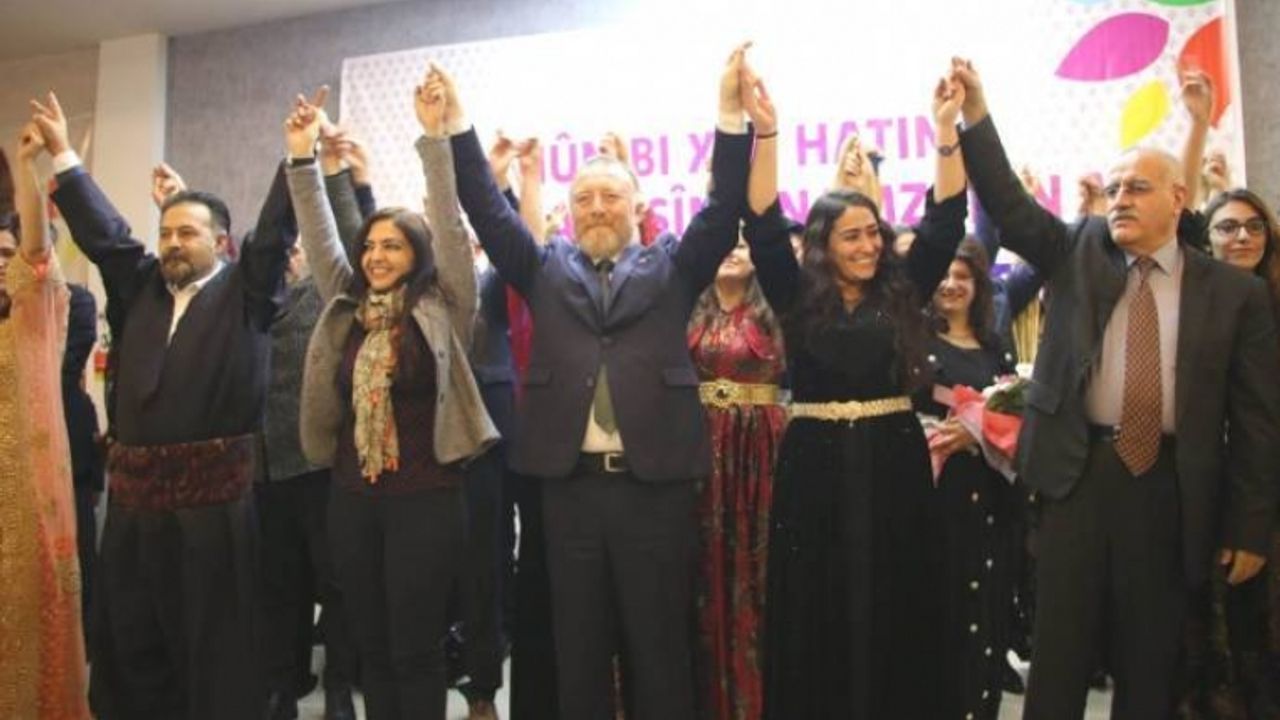 HDP Van adaylarını tanıttı: 31 Mart'ta sokaklarda kayyumların kırıntısı bile kalmayacak