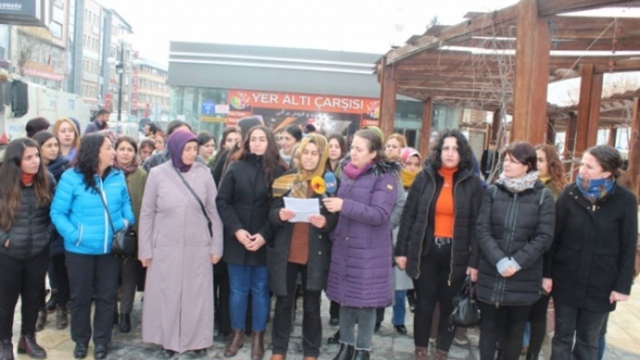 Van'da Kadın cinayetleri ve çocuk istismarı protesto edildi