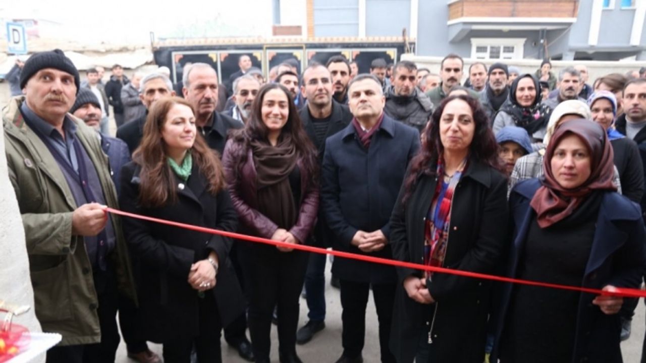 HDP seçim çalışmalarına Van’da hız kesmeden devam ediyor