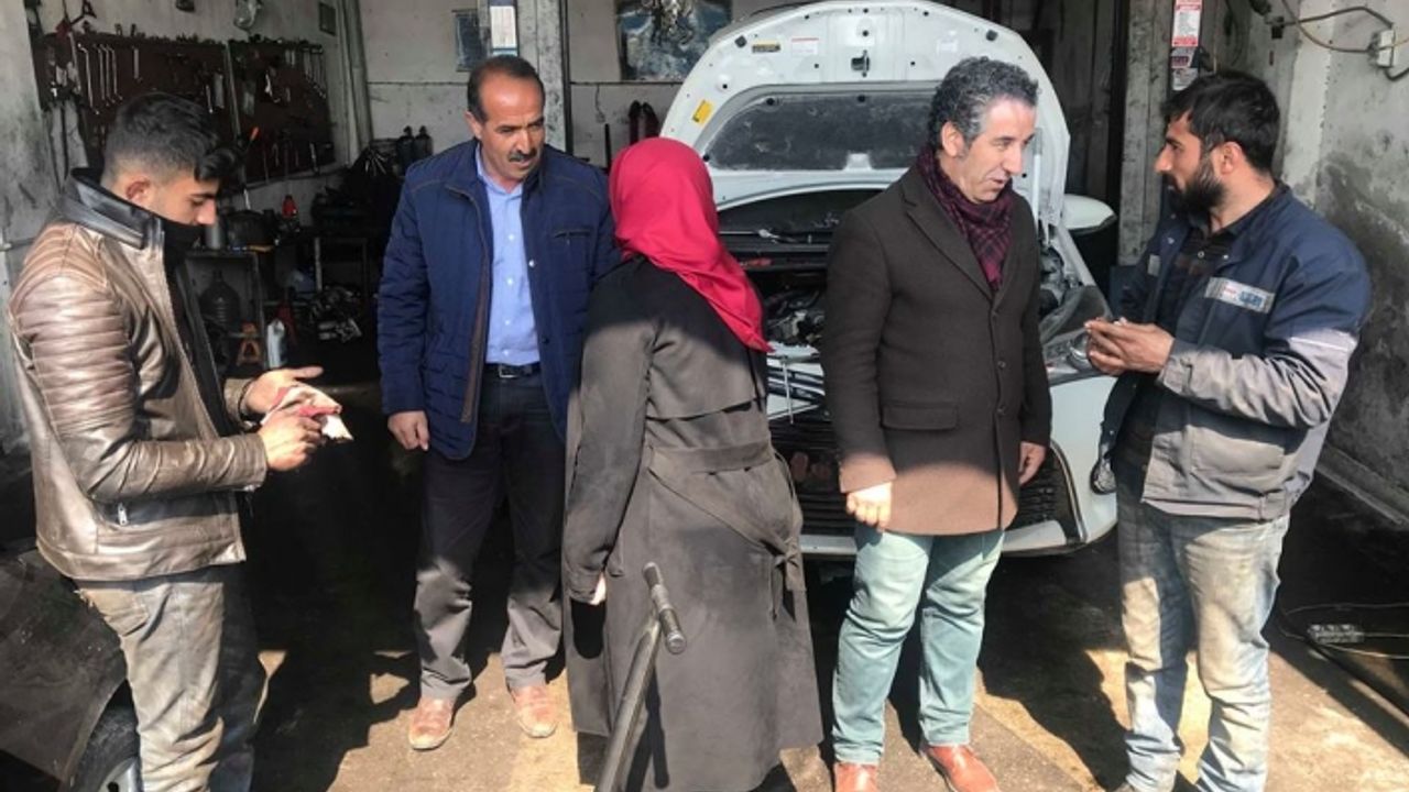 Erciş Belediyesi Eşbaşkan adaylarının esnaf ziyaretleri devam ediyor
