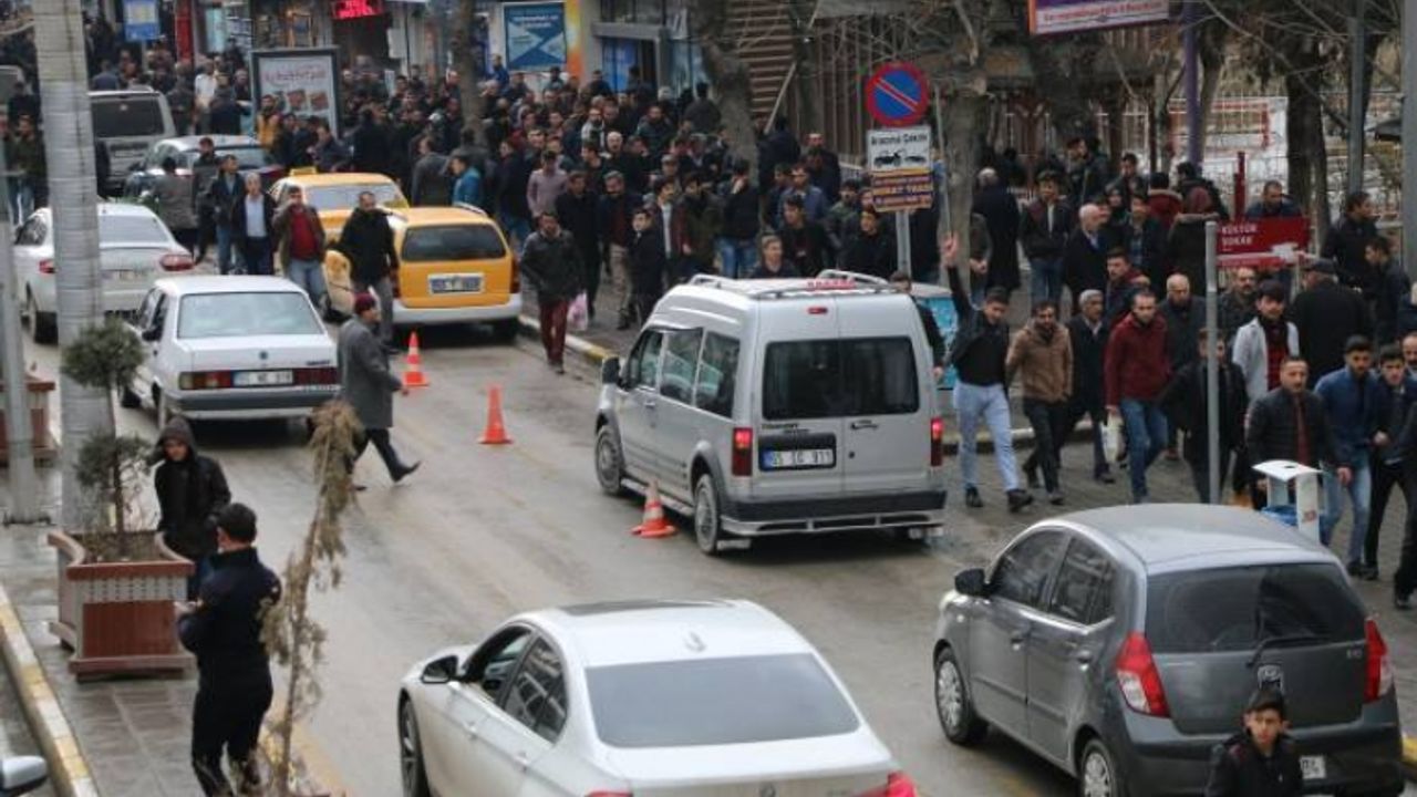 Vanlılardan Erdoğan’a tepki: Kim kimi nereye gönderiyor