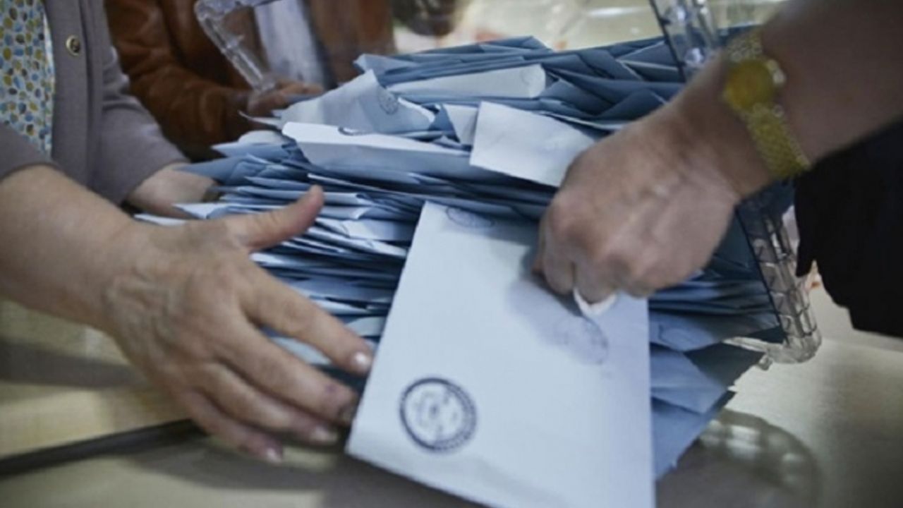 HDP Gevaş'ta  seçim sonuçlarına itiraz etti