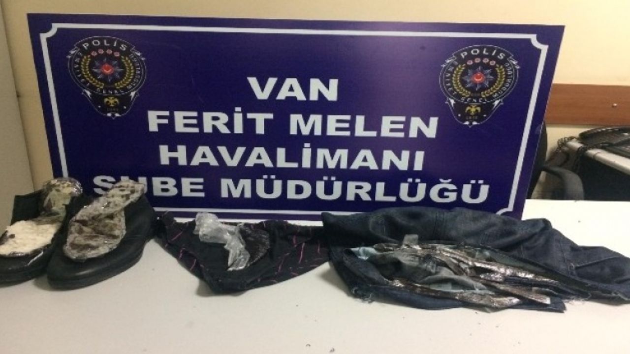 Van'da Ayakkabı Tabanı, İç Çamaşırı ve Pantolon Kemerinden Uyuşturucu Çıktı