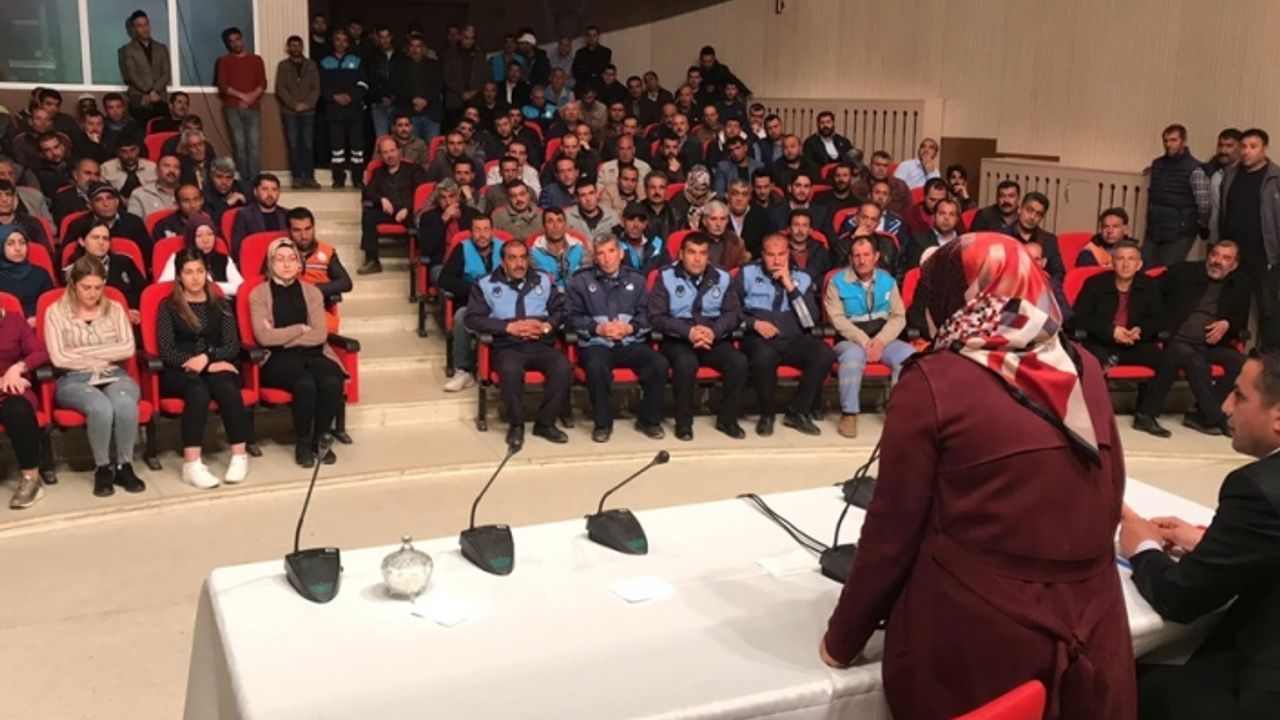 Eşbaşkan Yıldız Çetin: 'Bankamatik personelleri var'