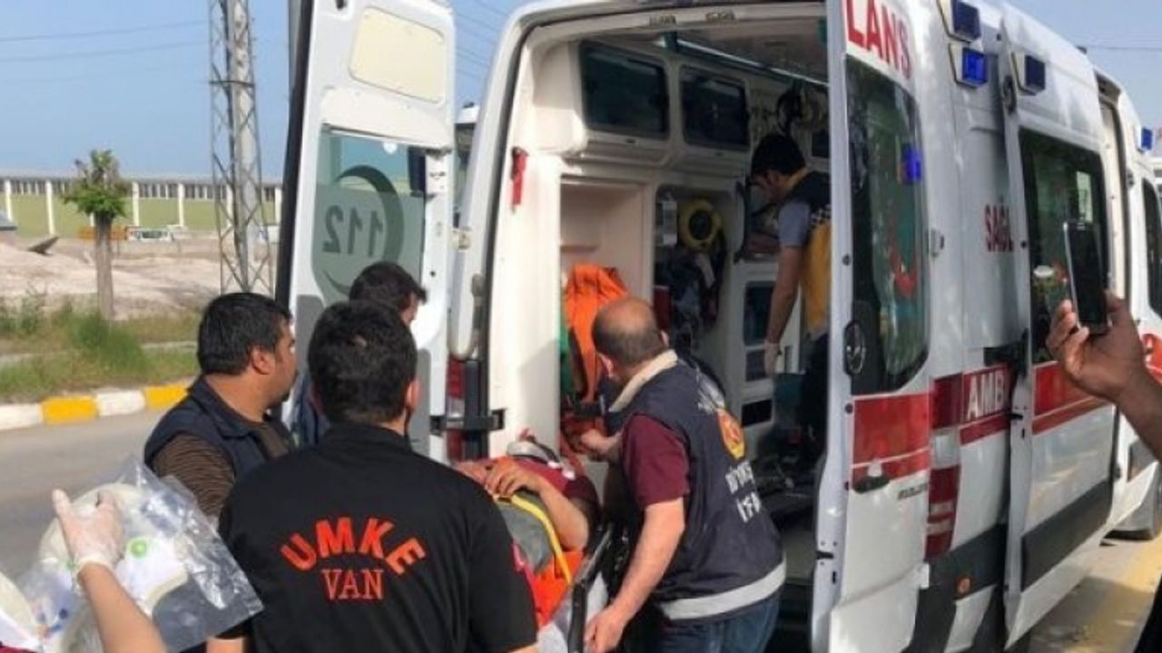 Van'da trafik kazası; 2'si ağır 5 yaralı