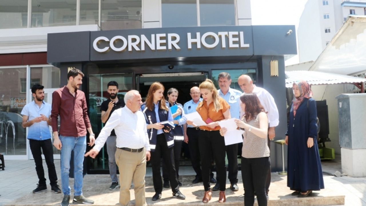 Van Büyükşehir Belediyesi ekipleri otel, motel ve pansiyonları denetledi