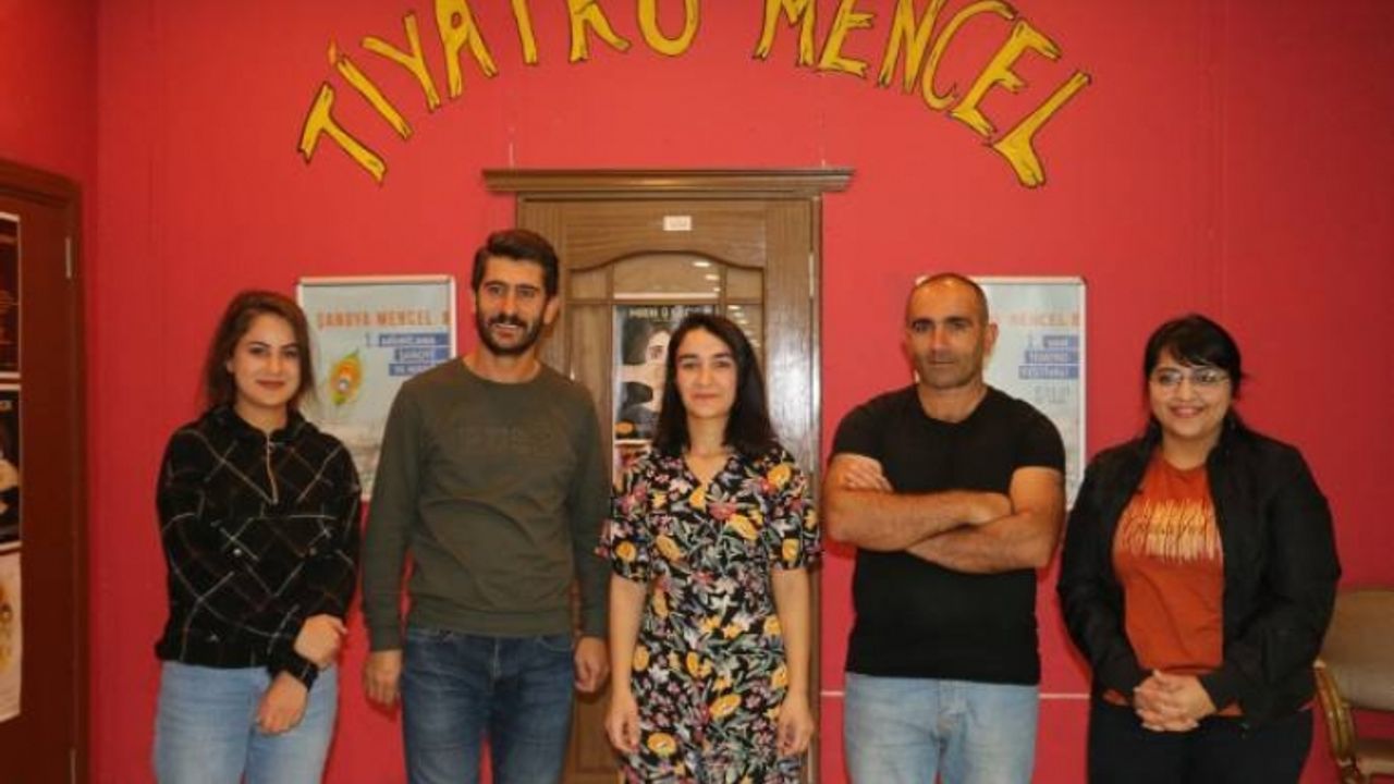 Mencel Tiyatro ikinci festivale hazır: Hakikat sahnesinde sen de bir replik söyle