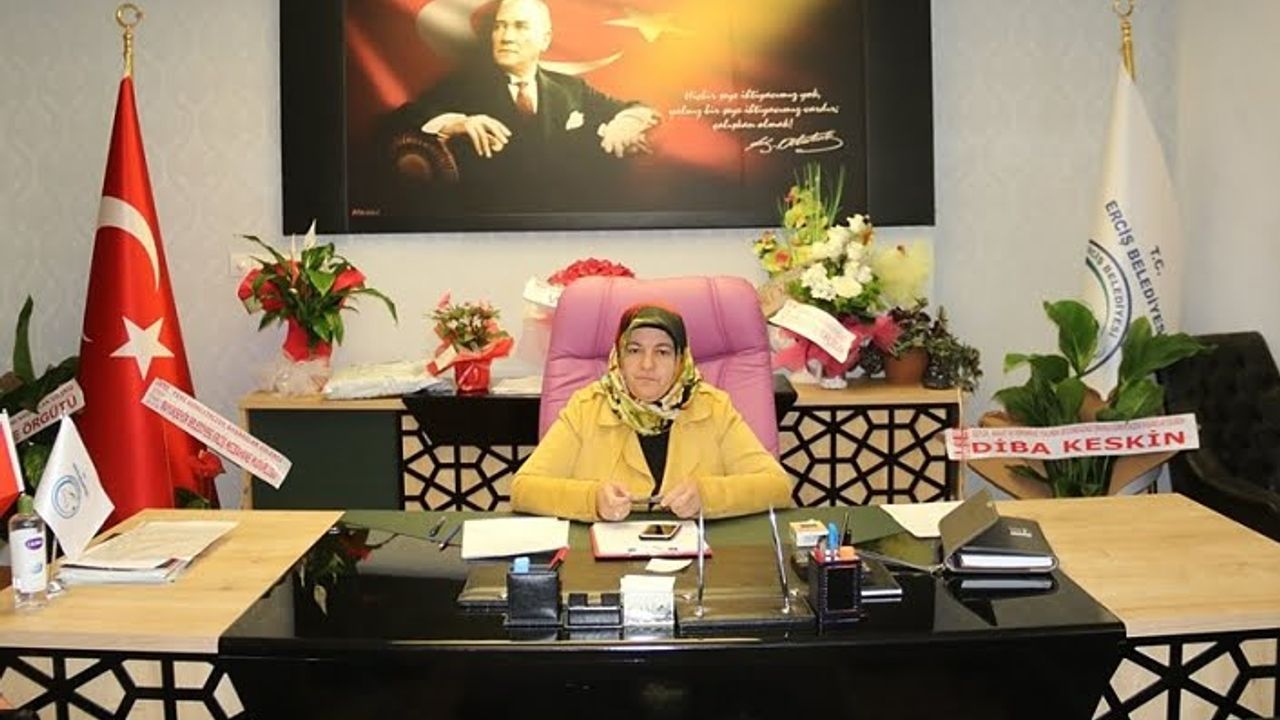 Erciş belediyesi Eşbaşkanı Yıldız Çetin tutuklandı