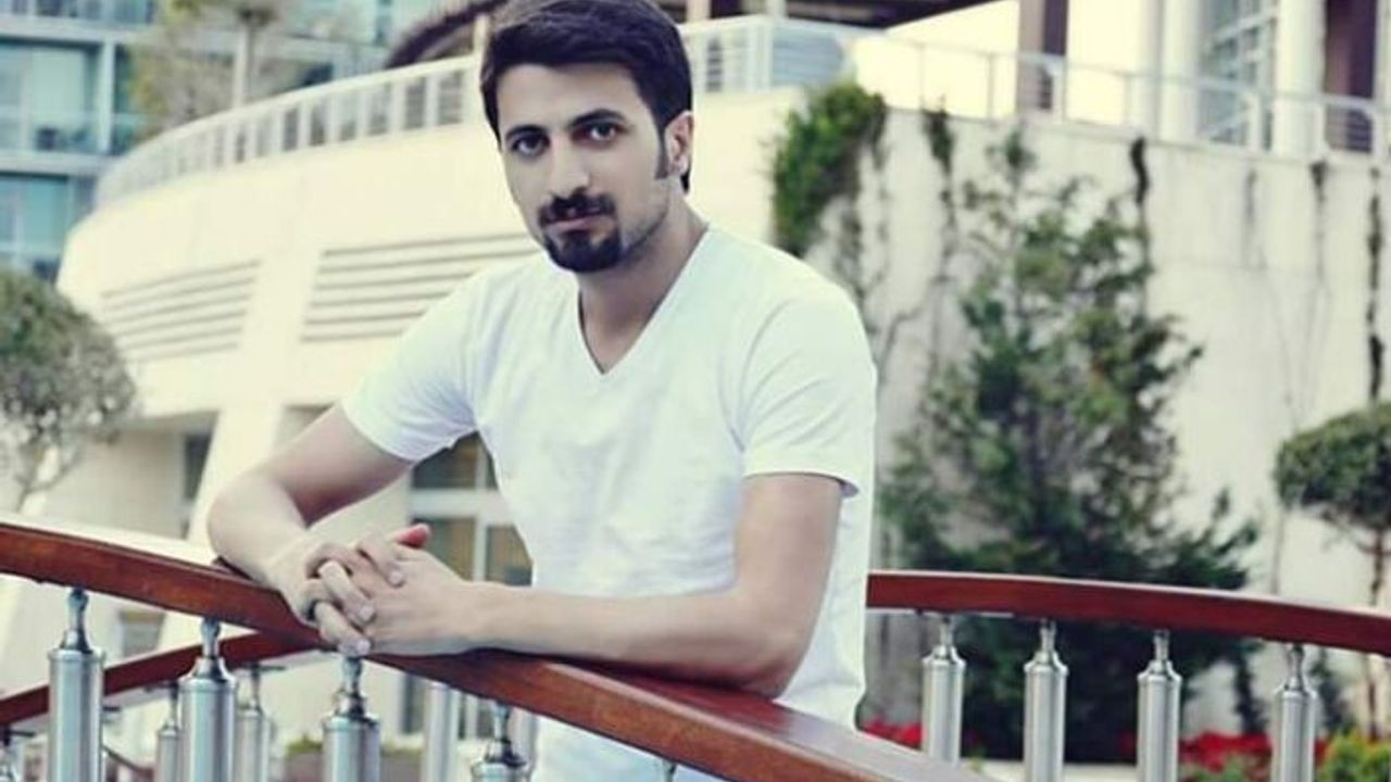 Erciş belediyesi meclis üyesi ve gazeteci Erhan Akbaş gözaltına alındı