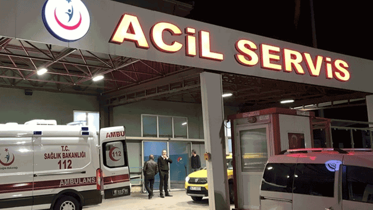 İlaç yazmayan doktorun jiletle boğazını kesti
