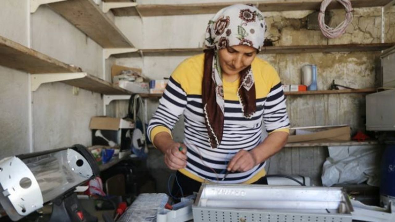Van'da Tamir ustası Nesibe Curgan ‘erkek düzen’e meydan okuyor