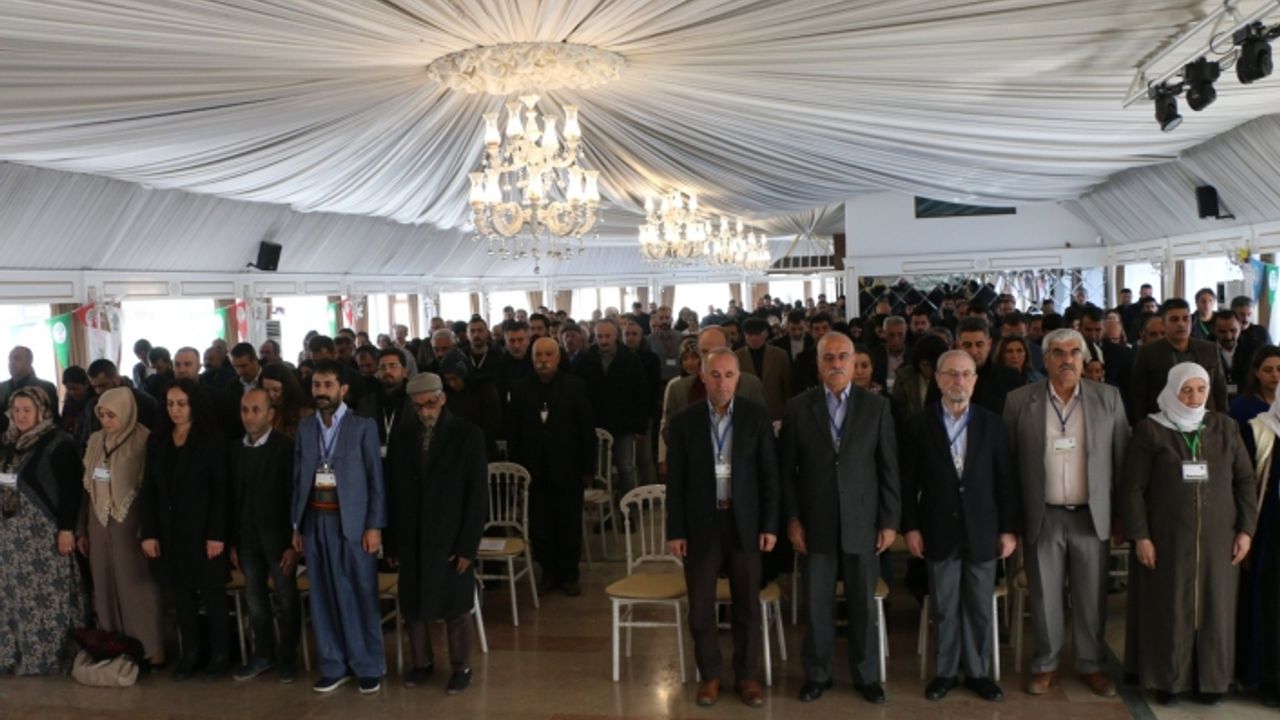 Van Bölge Konferansı: Baskılara rağmen HDP kendini yeniliyor