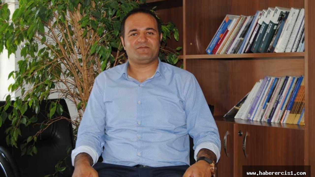 İHD Van Şube Başkanı Murat Melet'e Gözlemci olarak katıldığı yürüyüşten hapis cezası verildi
