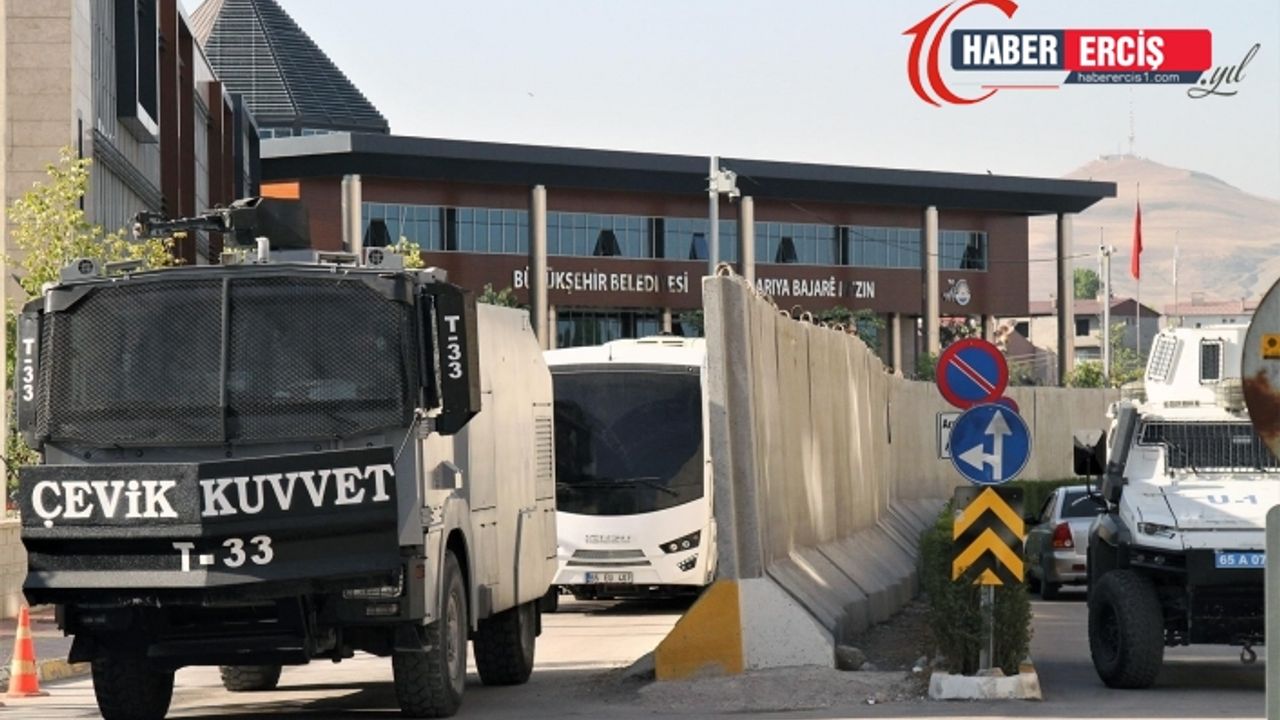 Sayıştay'ın Van kayyım raporu: İhaleler pazarlık usulü yapıldı, işçi alımı mevzuata aykırı