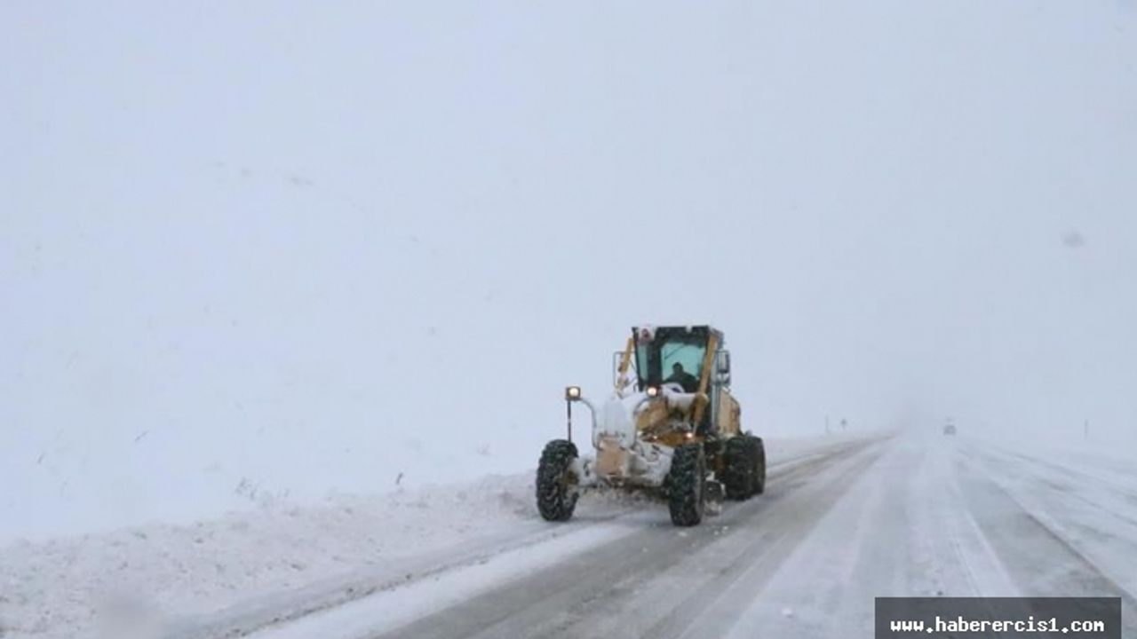 Van'da 75 yerleşim yerinin yolu ulaşıma kapandı