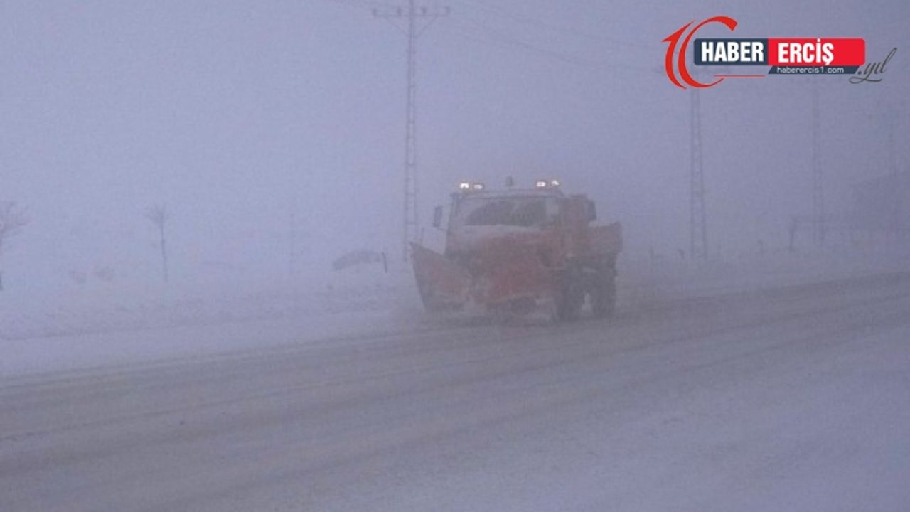 Van'da 337 yerleşim yerinin yolu ulaşıma kapandı