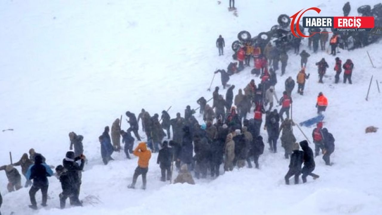 Van'da çığ faciasının meydana geldiği bölge uyarıların ardından boşaltıldı