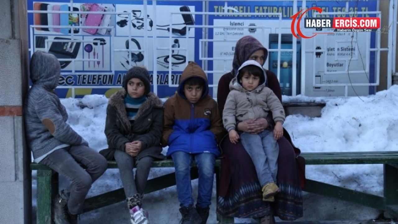 Van'da Kirasını ödemeyen aile soğukta sokakta kaldı