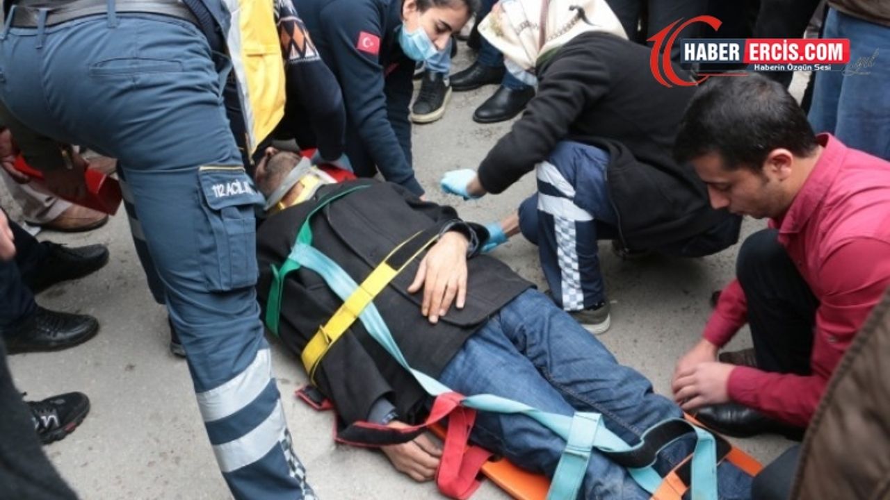 Van'da Yayaya çarpan otomobil kaçtı