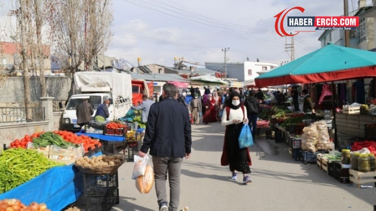 Van'da Pazarın hem esnafı hem müşterisi dertli