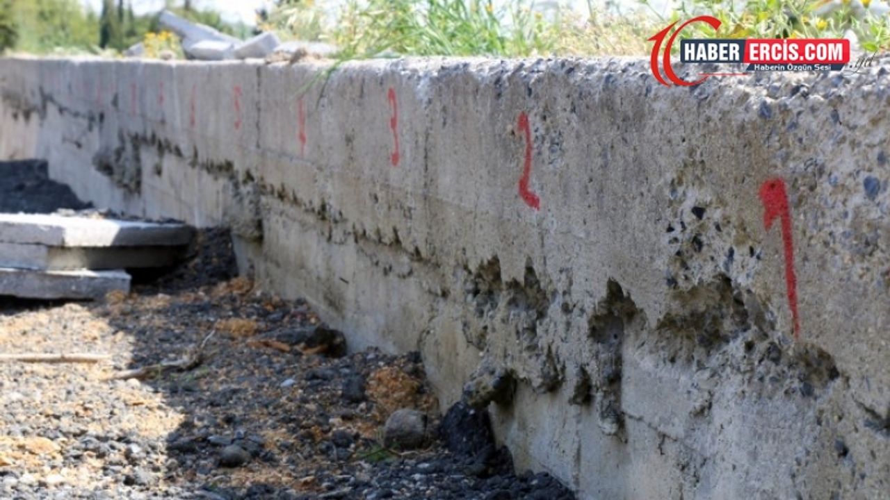 Bitlis’ten çıkarılan 261 cenaze İstanbul’da kaldırıma defnedilmiş