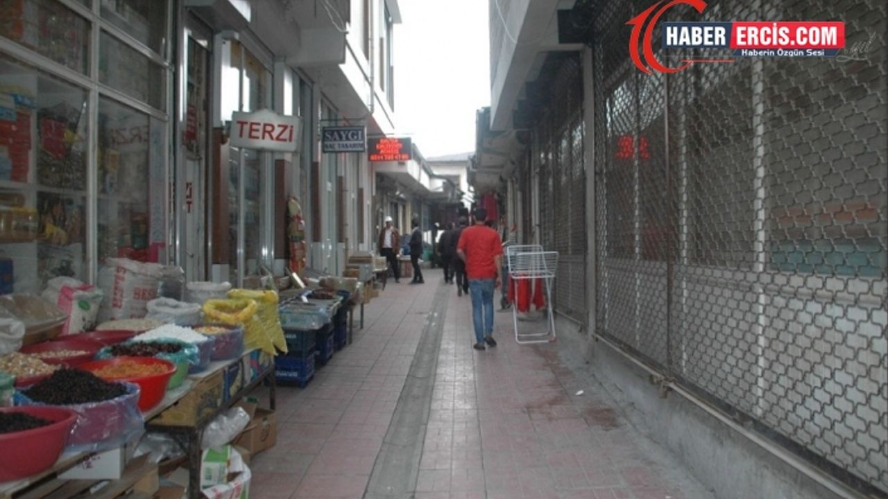 İşsizliğin arttığı Van'da esnaf sıkıntılı günler yaşıyor