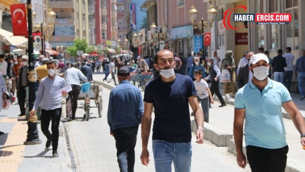Vanlılar: Bu mu demokrasi bu mu sandık iradesi?