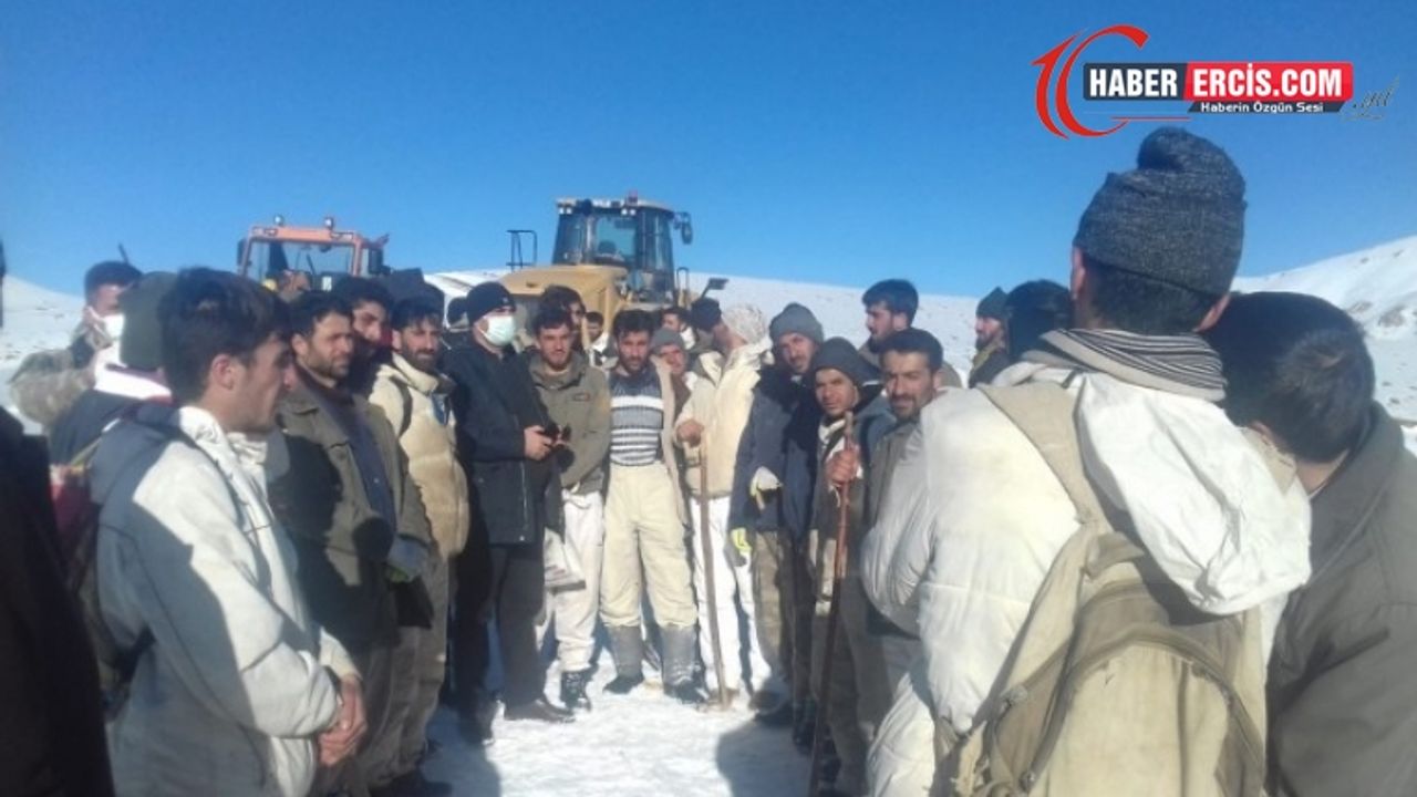 Van'da çığ altındaki kolberler için arama çalışması başlatıldı