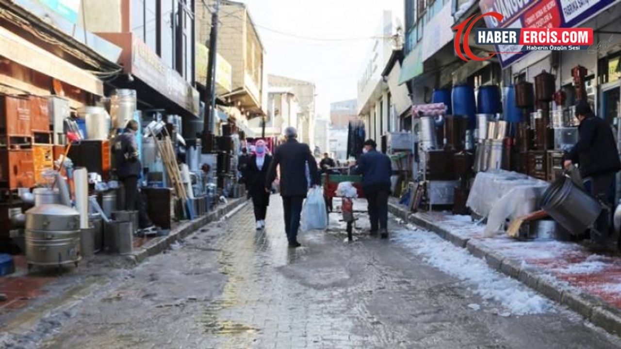 Van’da zamlara karşı yurttaşlar alternatif olarak sobaya yöneldi