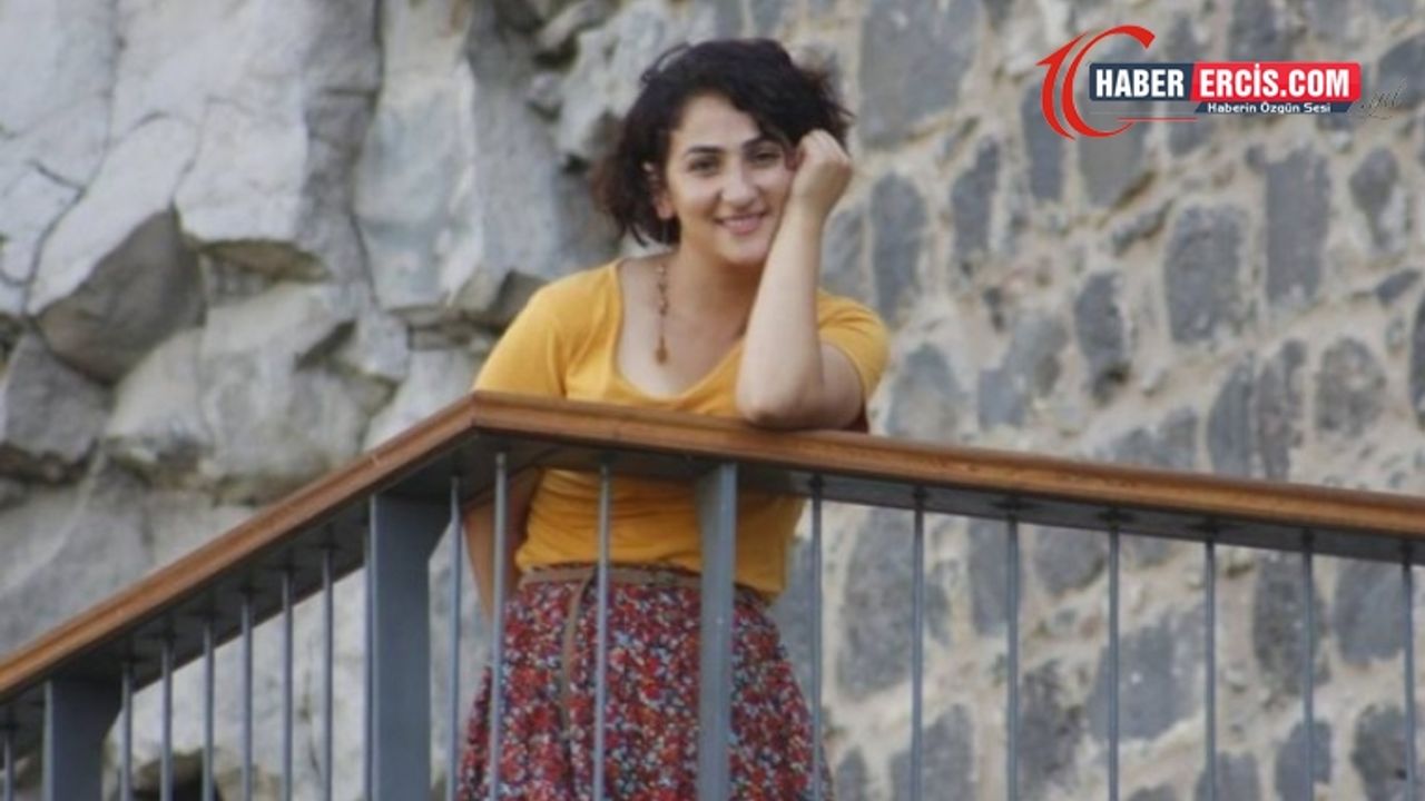 Van'da tutuklu gazeteci Abi: Battaniyelerimize el konuldu